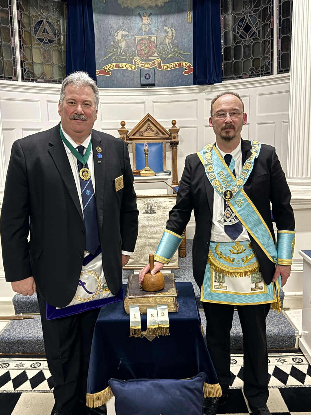 Lodge st. Andrew no 25 is pleased to welcome back to the lodge, bro del braund From lodge 596 in the state of ohio, usa